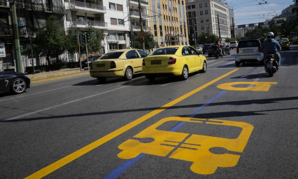 Θεσσαλονίκη: Για λίγο ακόμα θα κυκλοφορούν τα ταξί στις λεωφορειολωρίδες